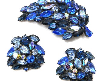 Huge 1950s Blue Rhinestone Brooch - Vintage Jewerly Collect