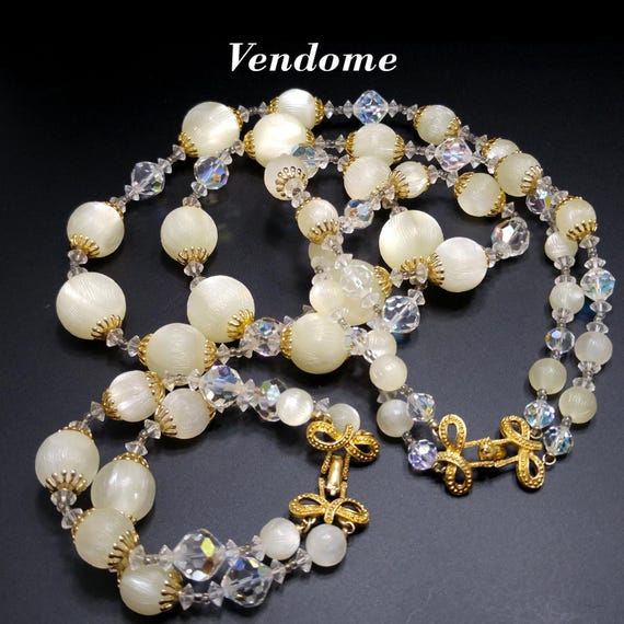 Vintage Vendome 1960s Crystal Bead Necklace Bracelet Set Frosted Lucite