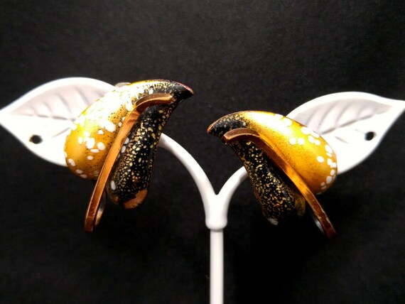 Mid century Matisse Renoir Copper Enameled Clip on Earrings