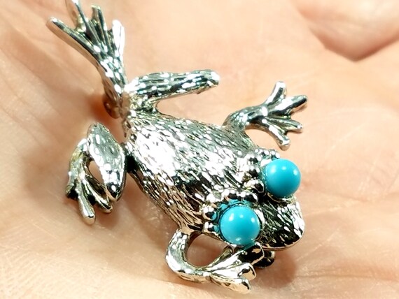 Emmons Frog Brooch, Faux Turquoise, Silver Tone, … - image 5