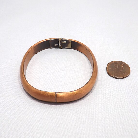 Whiting & Davis Copper Hinged Bracelet, 1960s Vin… - image 8