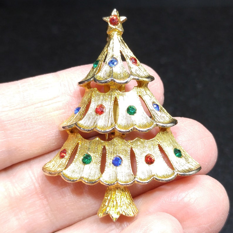 J.J. Christmas Tree Rhinestone Brooch Gold Tone 1960s Etsy
