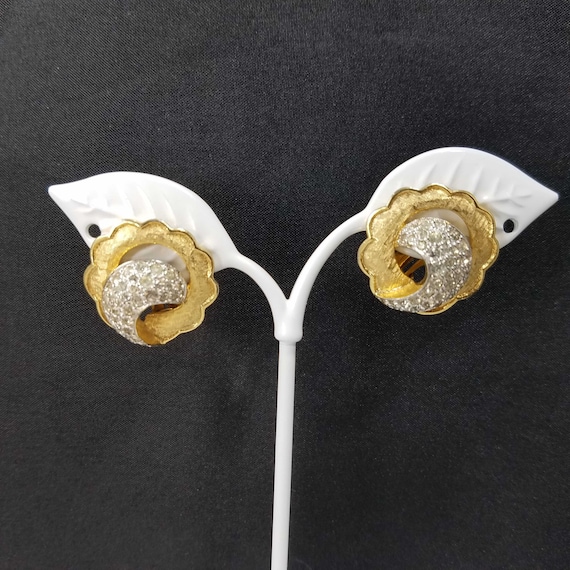 Vintage Jomaz Gold Plated Rhinestone Clip Earrings Vintage Jomaz Gold Plated Rhinestone Clip Earrings