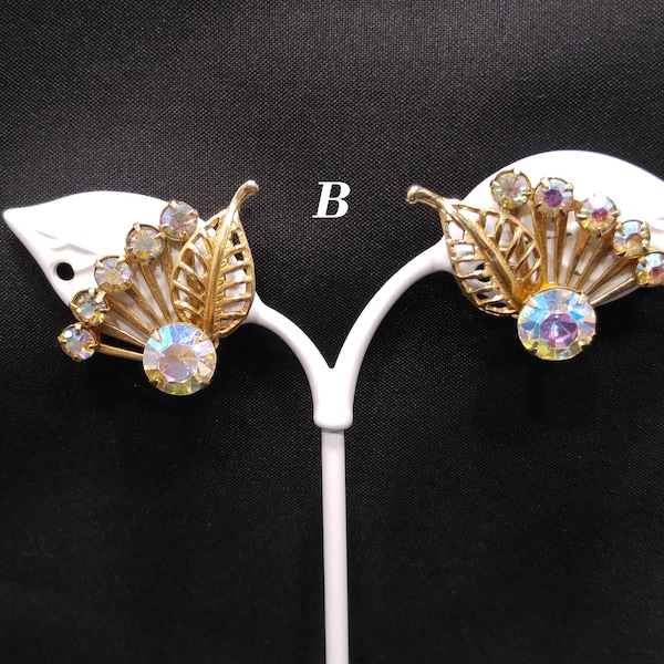 Aurora Borealis Leaf Rhinestone Earrings, Gold Plated, 1950s Vintage Jewelry