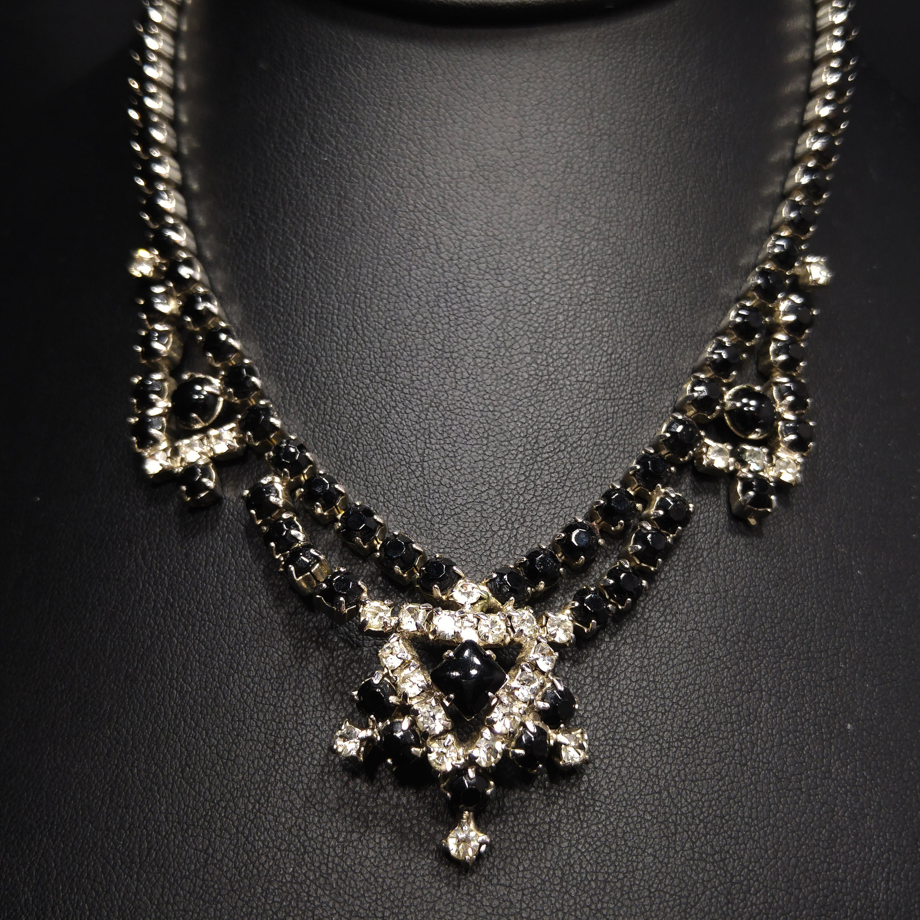 Vintage Black & Clear Rhinestone Festoon Necklace, Rhodium