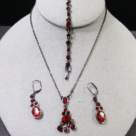 Givenchy Red Rhinestone Jewelry Set, Necklace Bra… - image 2