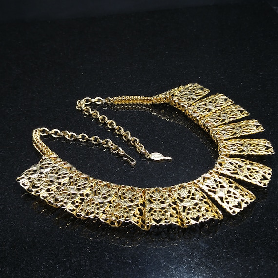 Sarah Coventry Necklace, "Chantilly Lace", Egypti… - image 3