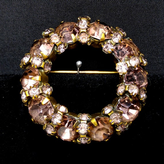 Warner Lavender Rhinestone Wreath Brooch, 1950s V… - image 5