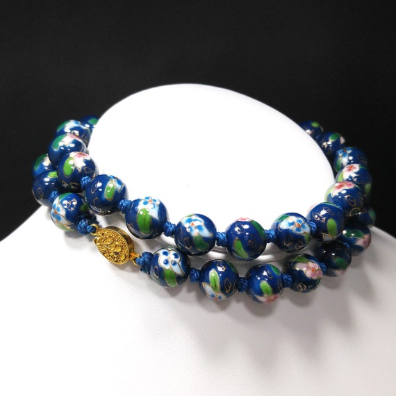 Vintage Chinese Hand Knotted Beaded Necklace, Blu… - image 2