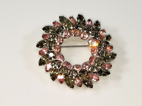 Sherman Pink Grey Wreath Rhinestone Brooch, Rhodi… - image 5