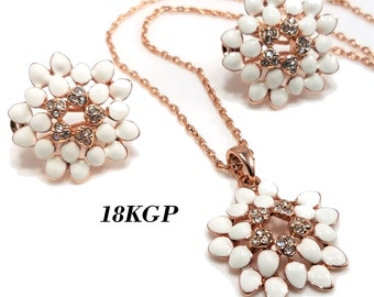 18kgp Necklace - Etsy Australia