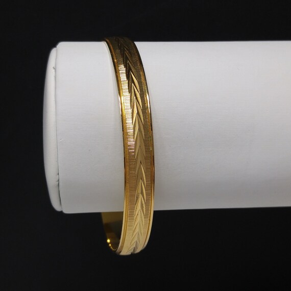 Monet Gold Plated Bangle Bracelet, 1990s Vintage … - image 7