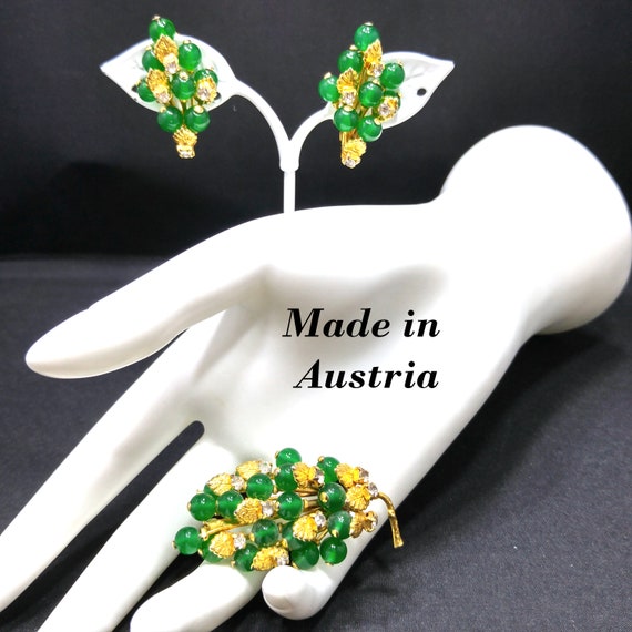 Austrian Green Gold Brooch Clip Earrings Set, Gol… - image 10