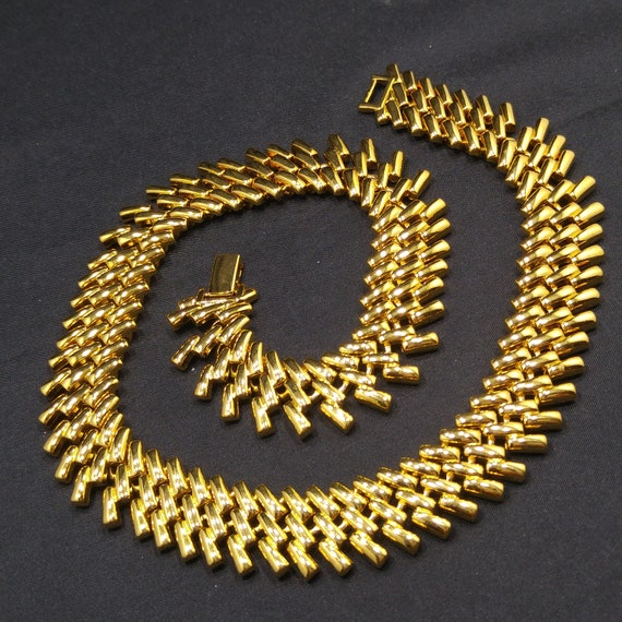 Napier Gold Plated Link Necklace, Pat 4.774.743, … - image 10