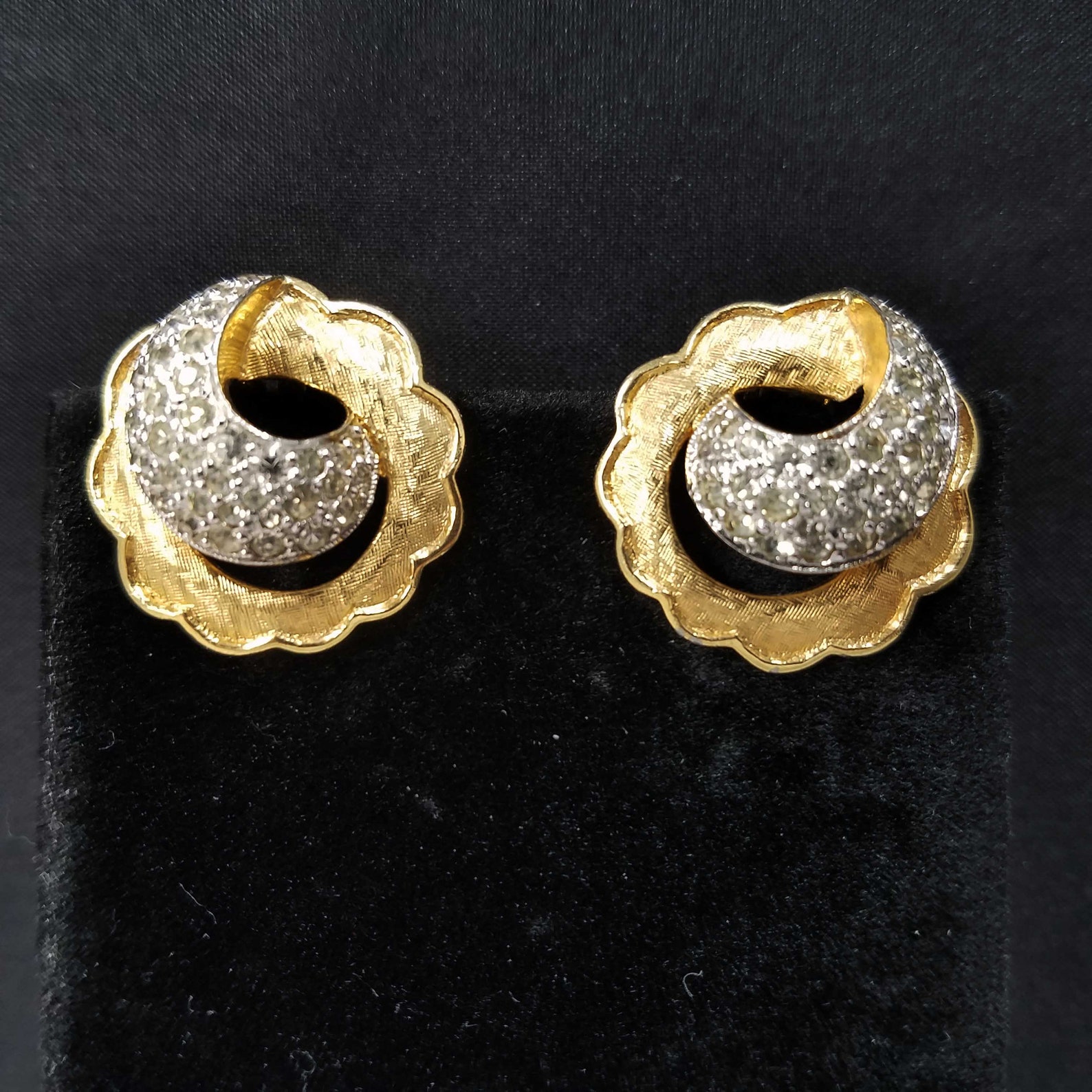 Vintage Jomaz Gold Plated Rhinestone Clip Earrings Scalloped Etsy