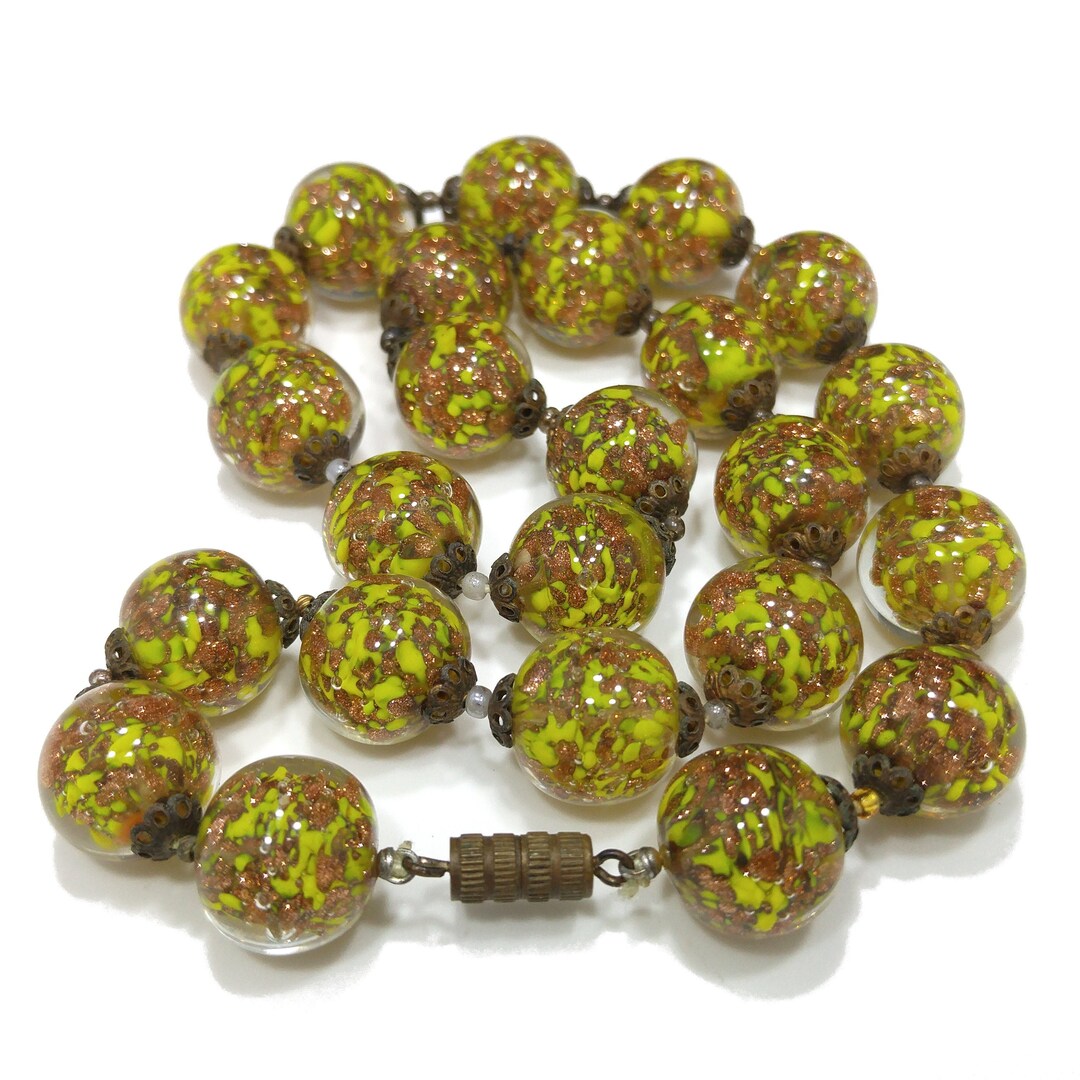 Vintage Green Venetian Beaded Necklace Green Rope Lampwork Glass Flapper Beads