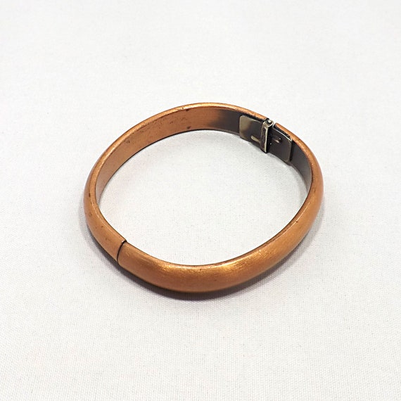 Whiting & Davis Copper Hinged Bracelet, 1960s Vin… - image 5