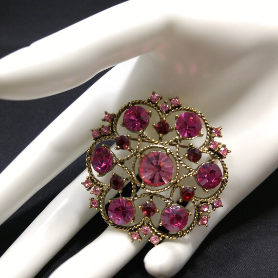 Weiss Pink Rhinestone Brooch, Antique Gold Rope P… - image 3
