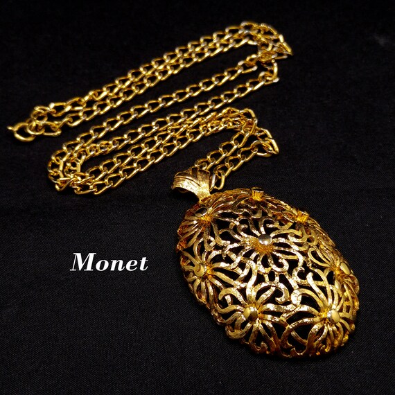 Monet pendant deals