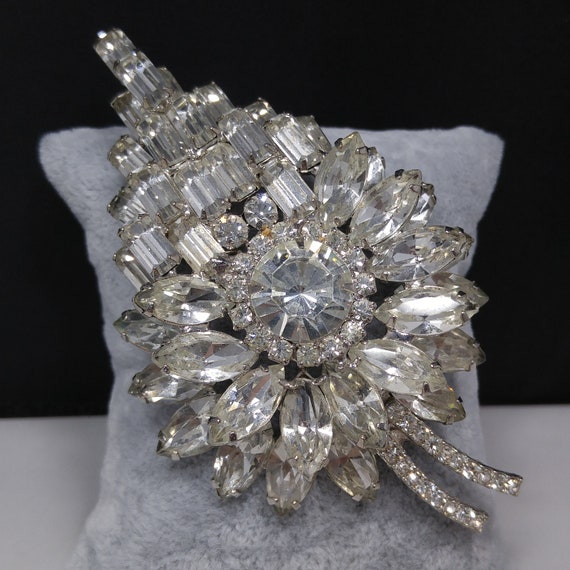 Juliana Heirloom Large Clear Rhinestone Brooch, D… - image 9