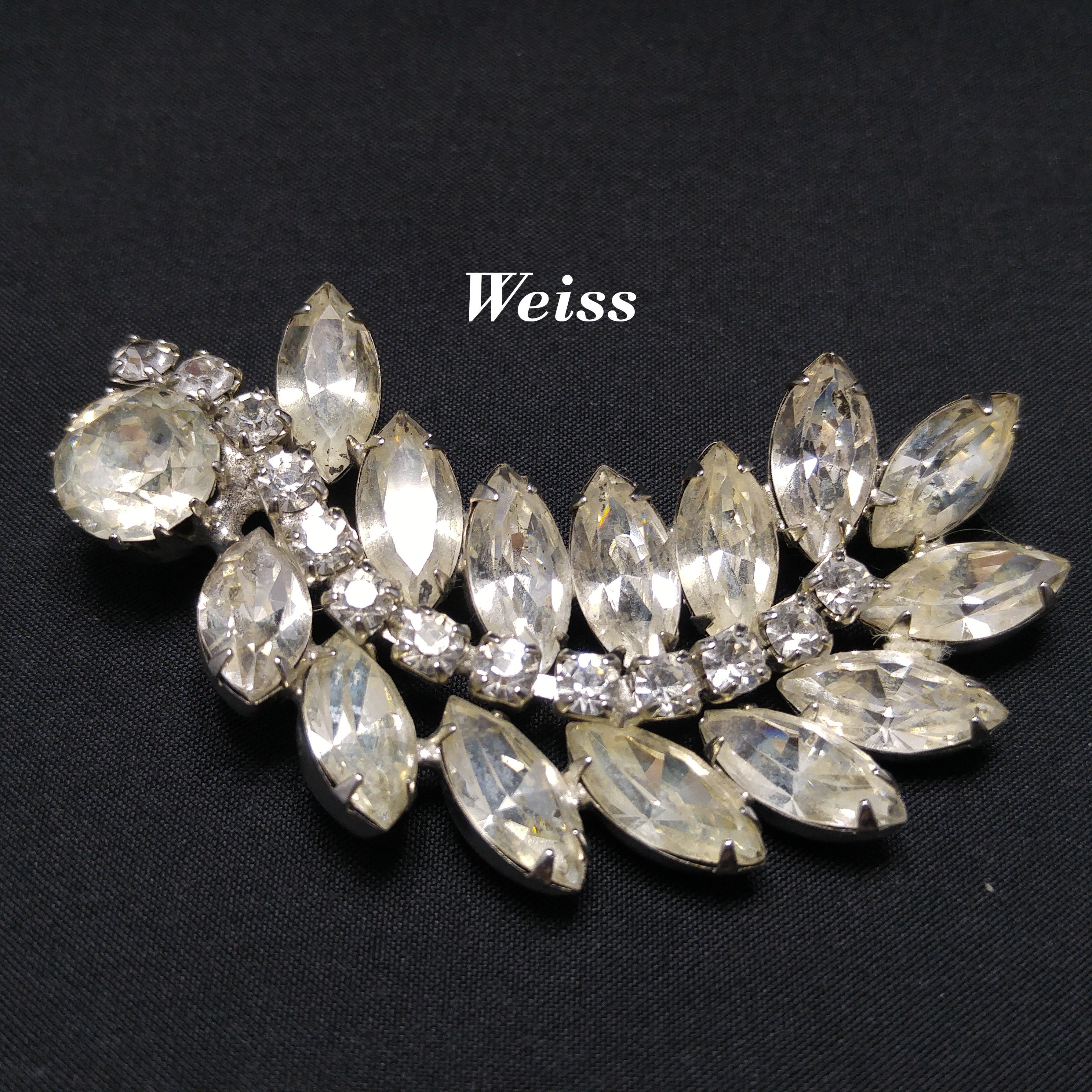 Weiss jewelry brooch deals