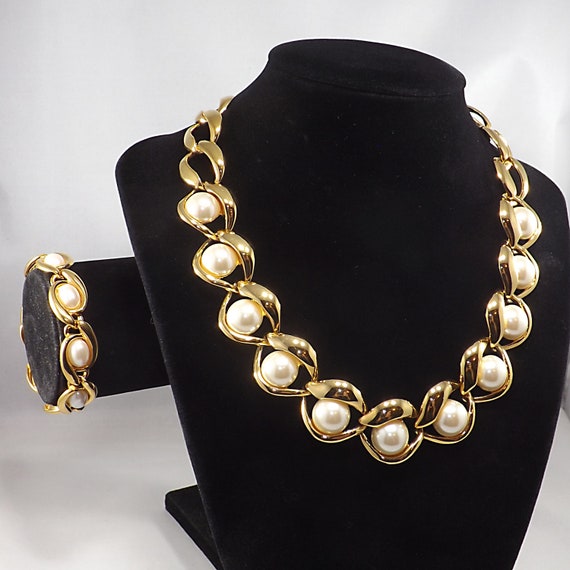 Vintage Napier Gold Plated Necklace, Gold Toned B… - image 9