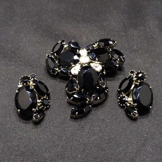 Weiss Black & Clear Rhinestone Brooch and Earring… - image 10
