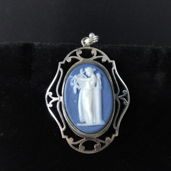 Wedgwood Sterling Cameo Goddess, 1880s Early Wedg… - image 2