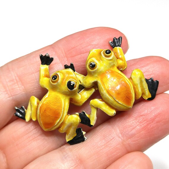 Twin Frogs Enamel Brooch, Two Yellow Gold Black F… - image 9