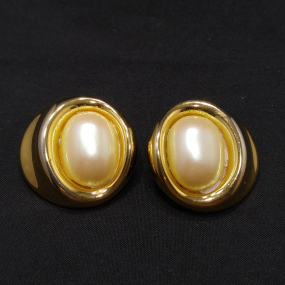 Givenchy Faux Pearl Clip Earrings, Gold Plated, 1… - image 7