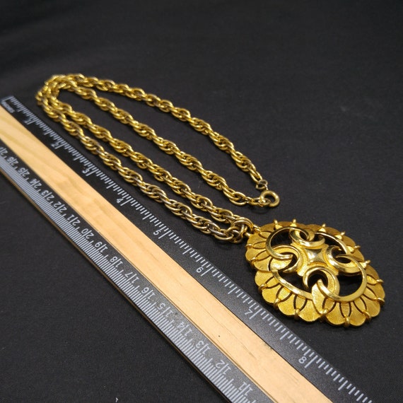 Crown Trifari Pendant Necklace, Gold Plated, 1960… - image 8