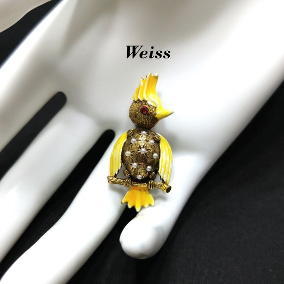 Weiss Yellow Enamel Bird Brooch, Faux Pearls, 194… - image 1