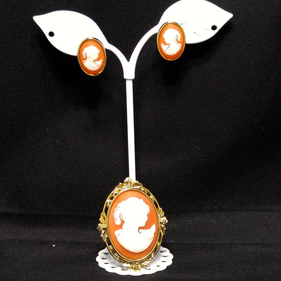 Whiting & Davis Cameo Brooch Post Earrings Set, L… - image 5