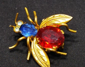 Vintage Rhinestone Butterfly Bug Wasp Pin With Moving Wings