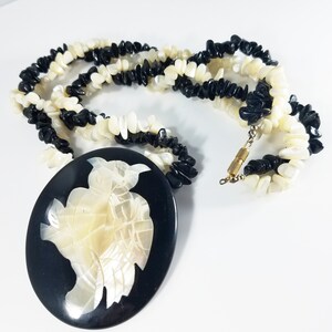 Owl Mother of Pearl Inlay Oval Pendant Necklace, Shell Beads, Black ...