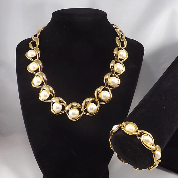 Vintage Napier Gold Plated Necklace, Gold Toned B… - image 8