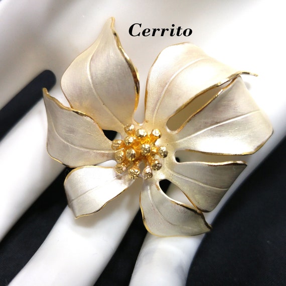 Cerrito White Enamel Floral Brooch, Pearled Poins… - image 1