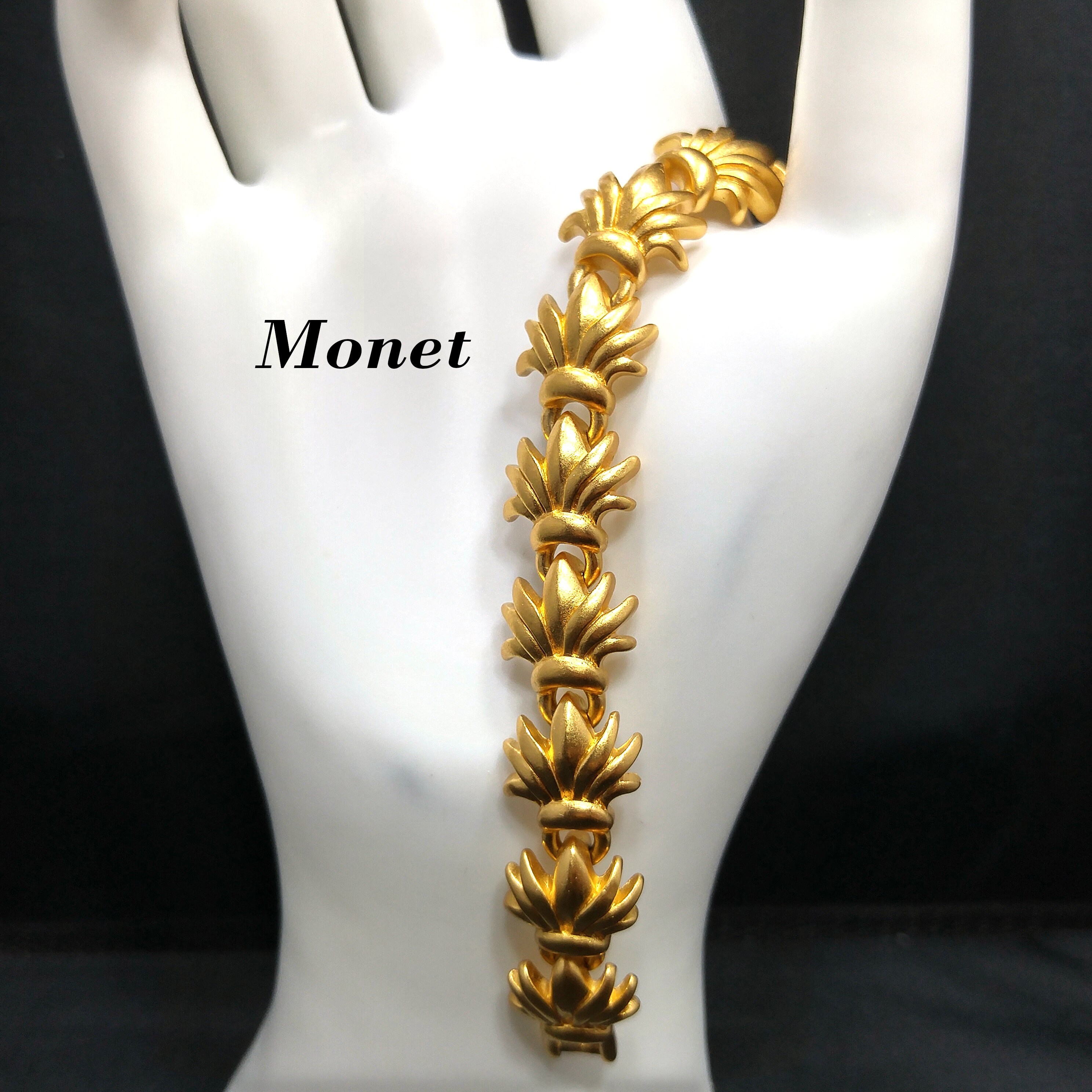 Monet Floral Satin Finish Bracelet Gold Plated 1960s Vintage