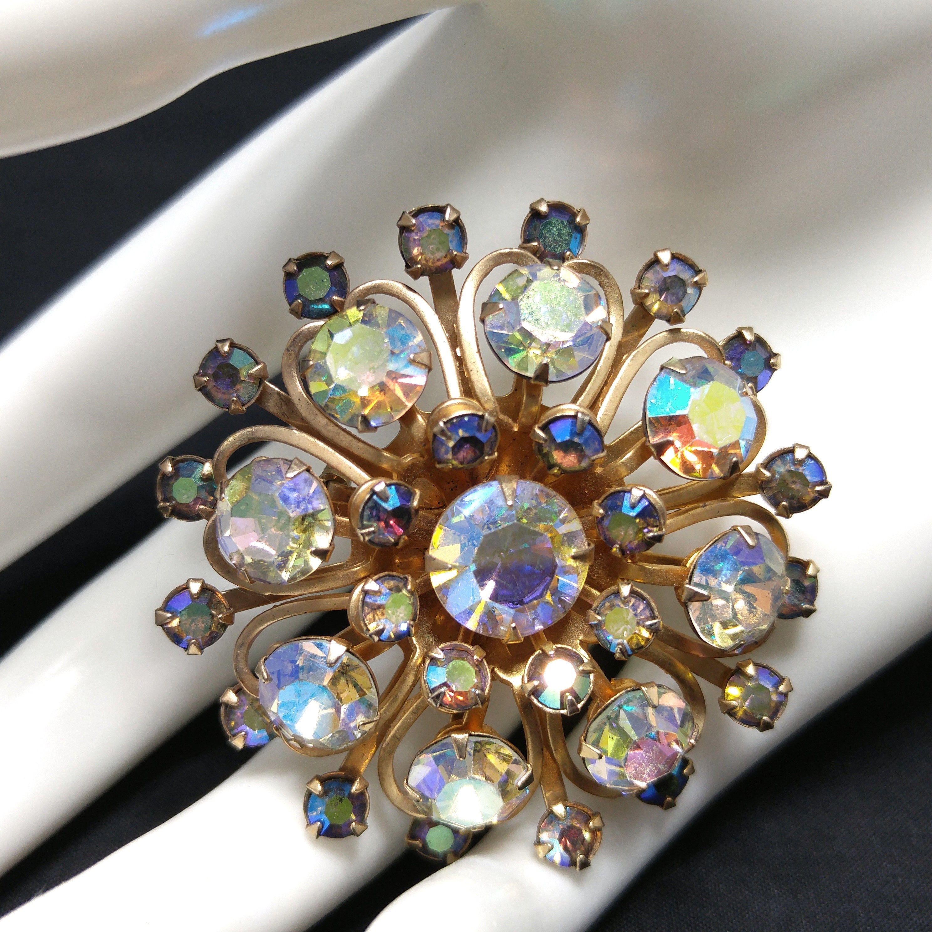 Aurora borealis best sale brooch