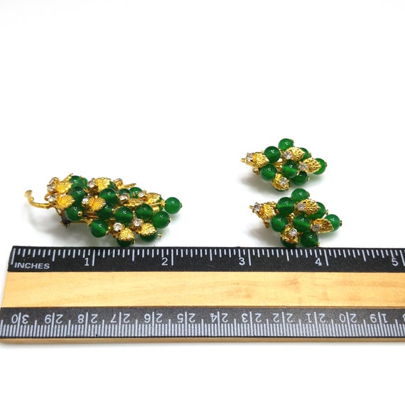 Austrian Green Gold Brooch Clip Earrings Set, Gol… - image 7