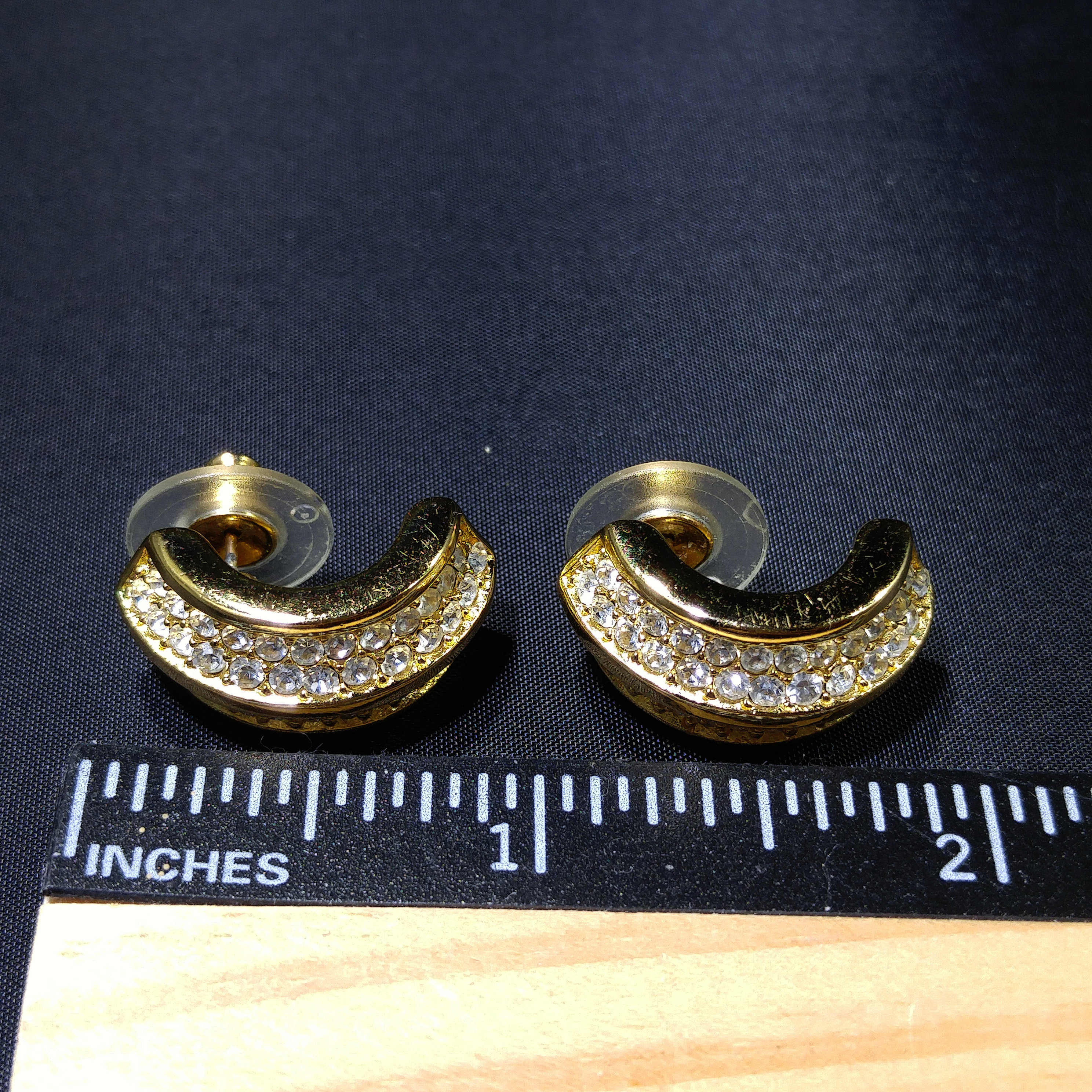 Hoops brass earrings with crystals ディオール ピアス Christian Dior Rhinestone Hoop Earrings, Gold Plated, 1990s