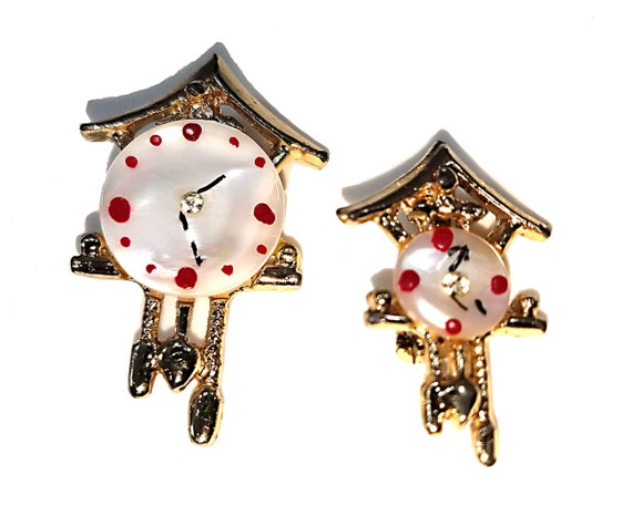 Vintage 1981 Cute Cuckoo Clock Tie Tack pin. new old stock Vintage 1981 Cute Cuckoo Clock Tie Tack pin. new old stock