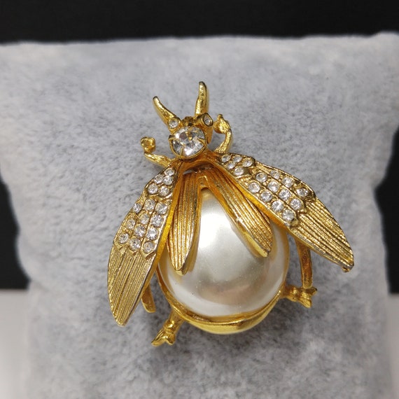 Fly Insect Faux Pearl Brooch, Clear Rhinestones, … - image 7