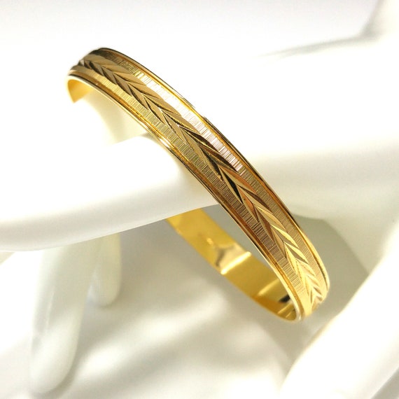 Monet Gold Plated Bangle Bracelet, 1990s Vintage … - image 4