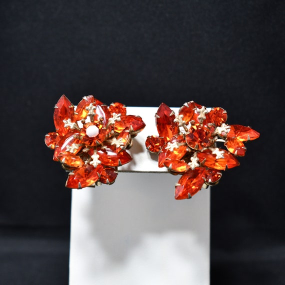 Vintage Bright Orange Rhinestone Gold Tone Clip E… - image 4