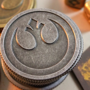 Silver Rebel Credit Coin | Double-Sided Star Wars Inspired Cosplay Prop | Rebel Sabacc Game Tokens Chips