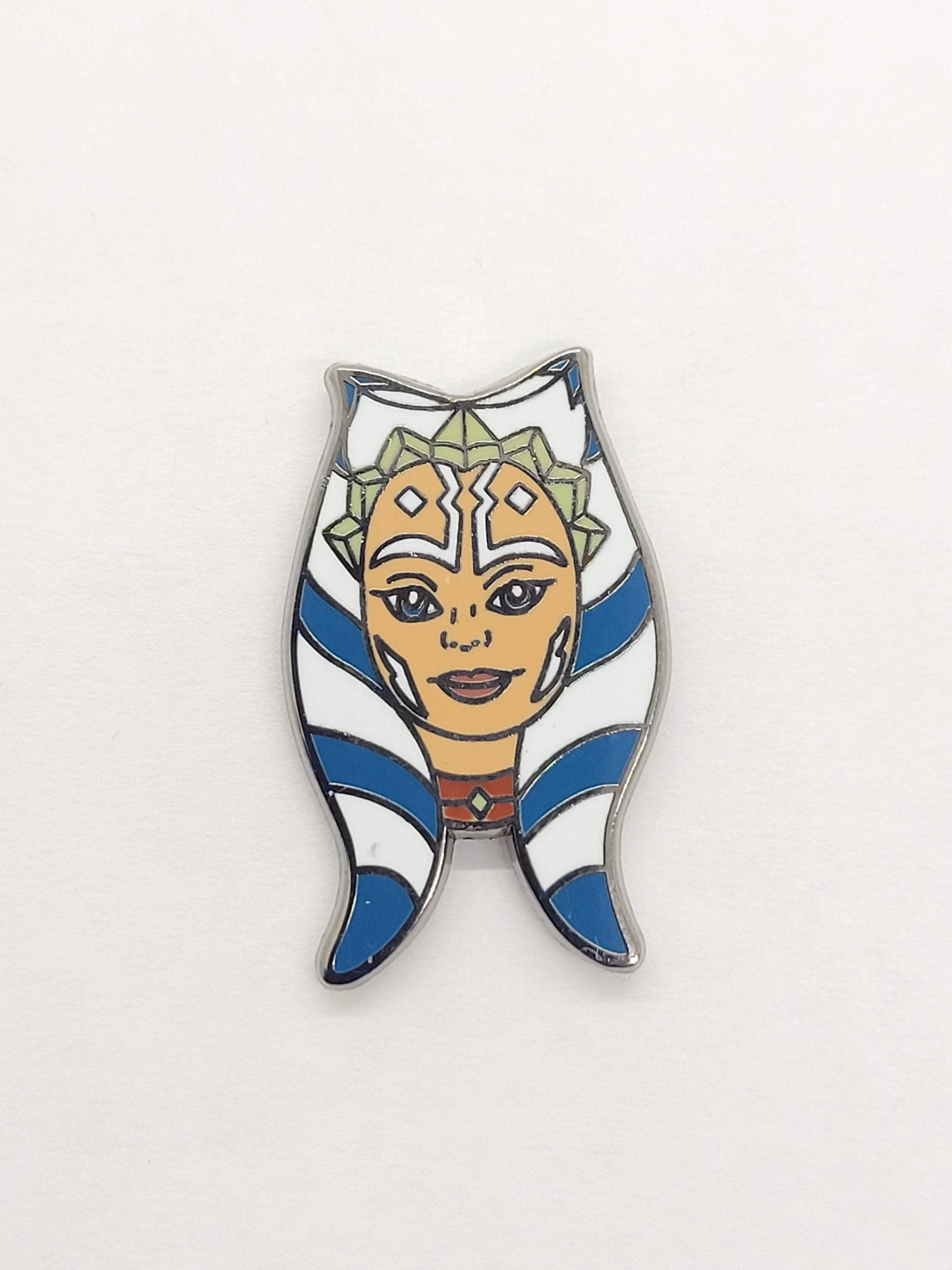 Pin de esmalte duro de Ahsoka Tano / Rebeldes inspirados en Star Wars Clone  Wars - Etsy México, image size:2250x3000