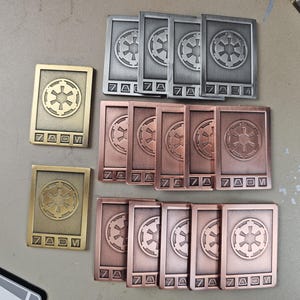 Juego mixto de 16 piezas Imperial Credit Solid Metal / Metal Credit / Star Wars Sabacc Empire Credit