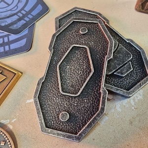 Free Draw Solid Metal Shift Token für Kessel Sabacc | Star Wars Outlaws inspirierte Spielfigur | Schichtchip-Starter-Set