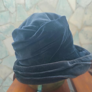 Laura Ashley Hats - Etsy Australia display picture 2